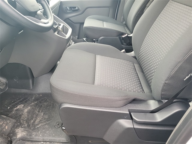 Vehicle image 6 of 6
