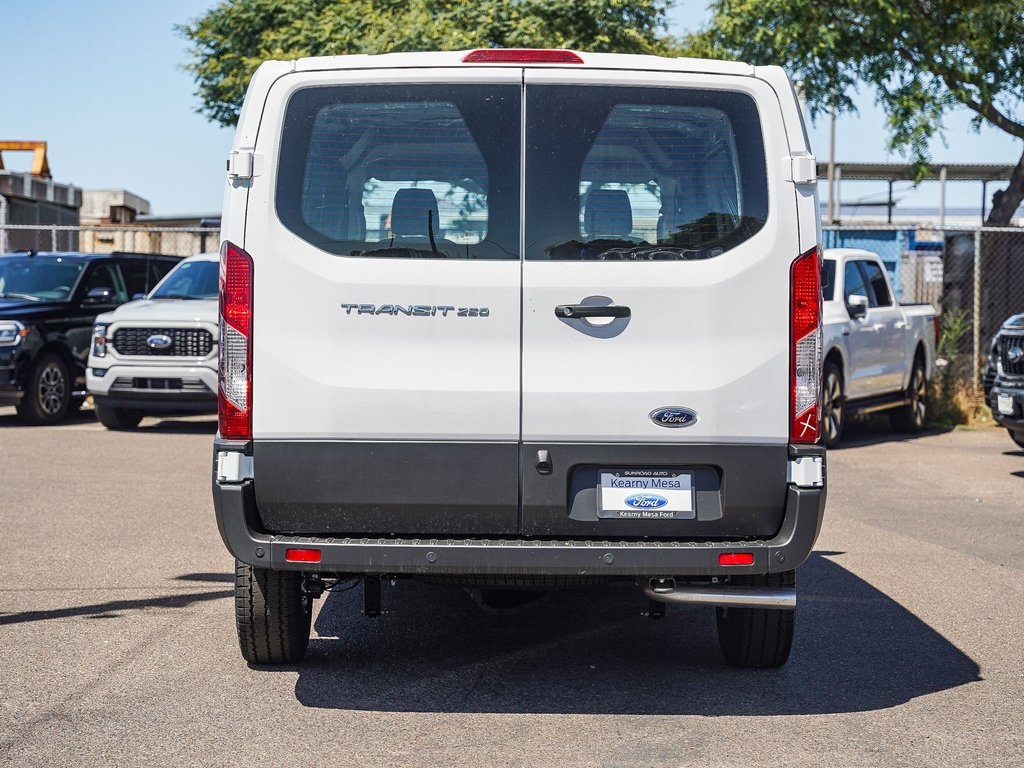 Vehicle image 7 of 27