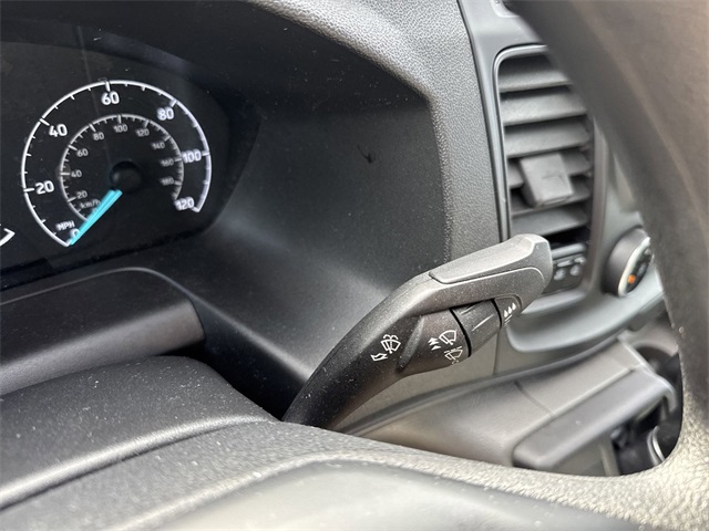 Vehicle image 26 of 33