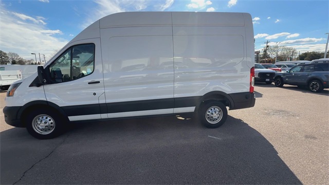 Vehicle image 1 of 24