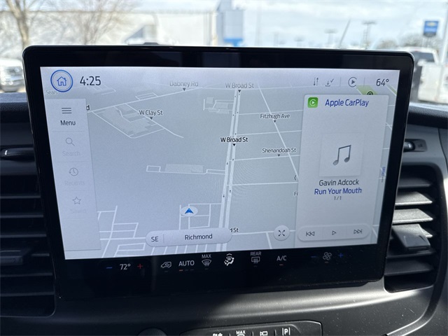 Vehicle image 16 of 24