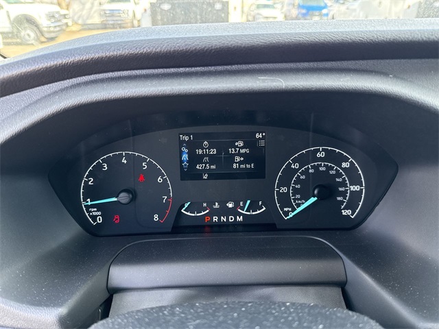Vehicle image 13 of 24