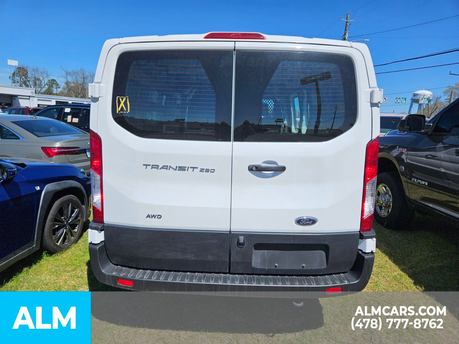 Vehicle image 4 of 24