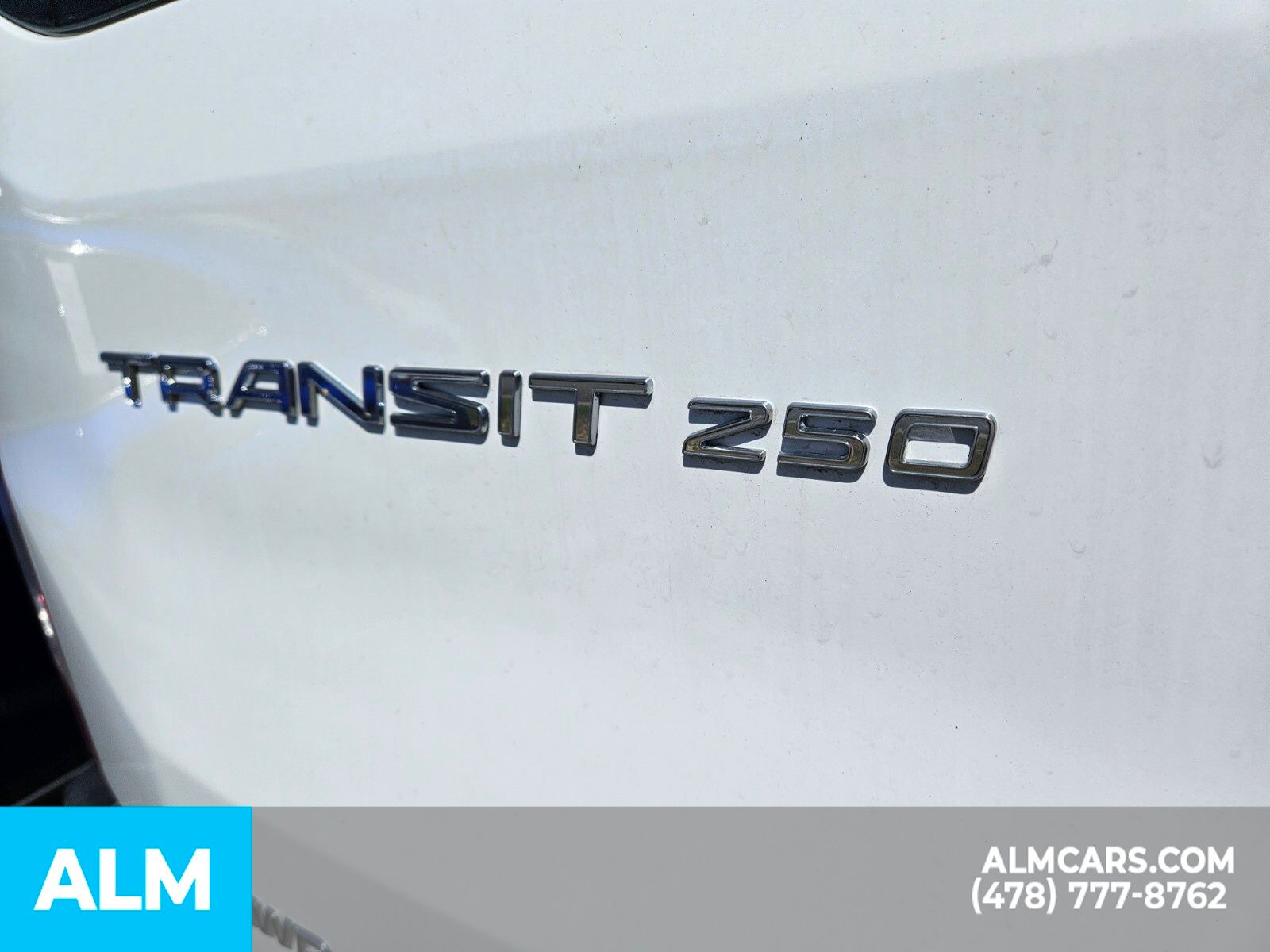 Vehicle image 12 of 24