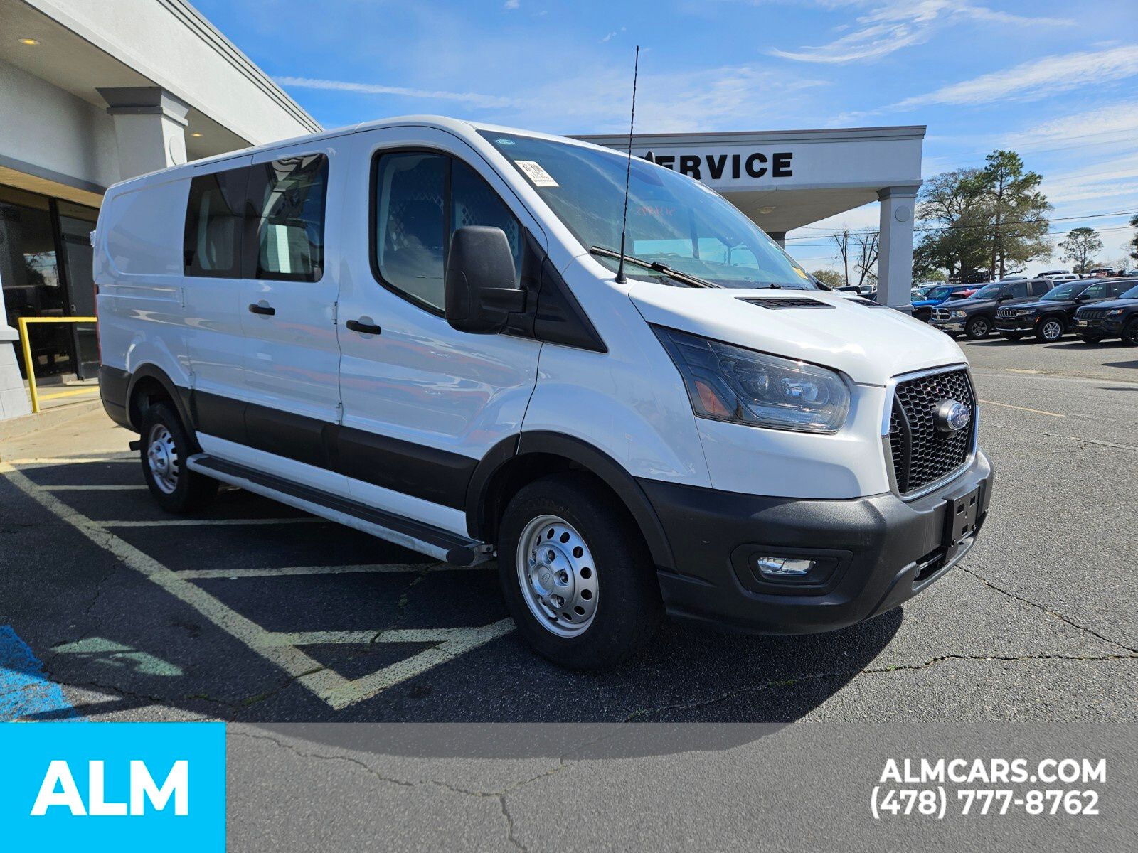 Vehicle image 5 of 24