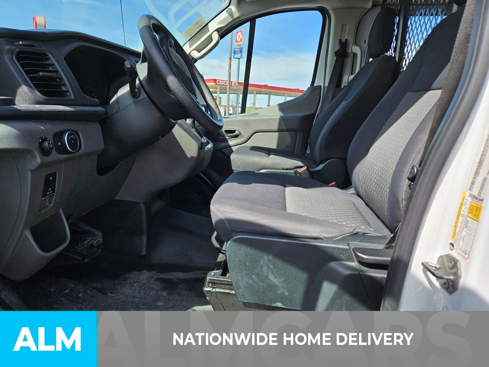 Vehicle image 11 of 24