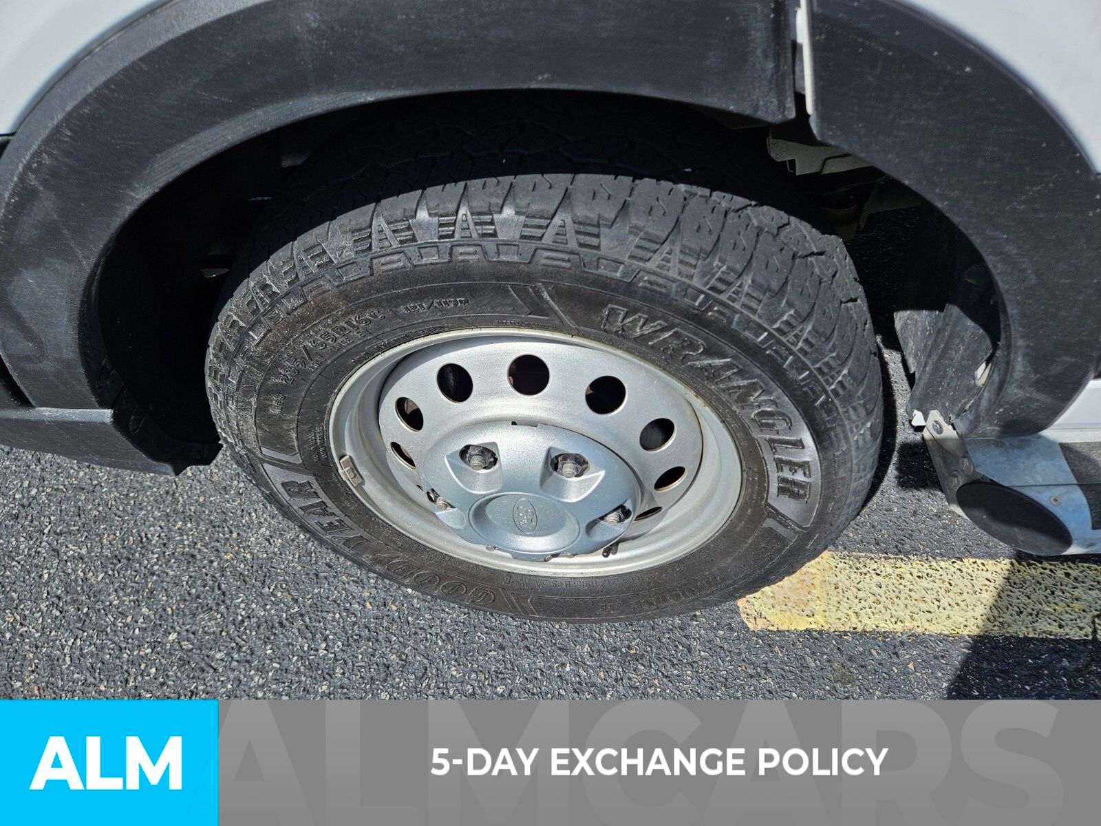 Vehicle image 10 of 24