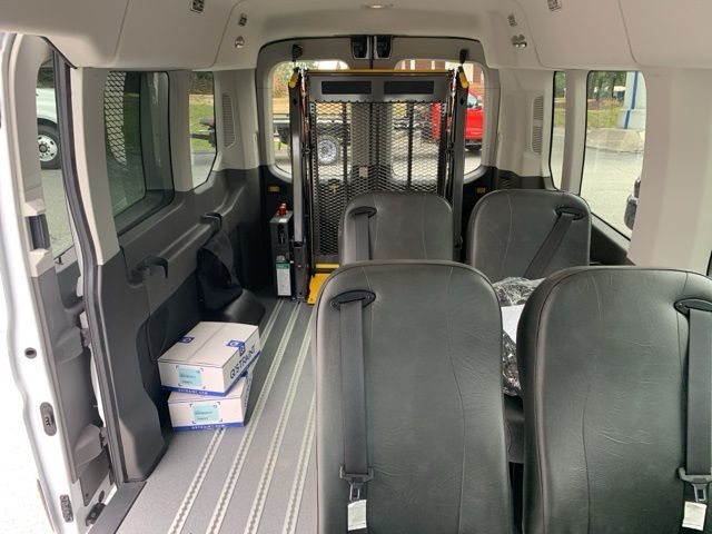 Vehicle image 15 of 38