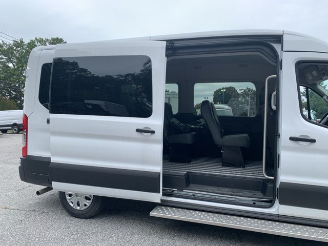 Vehicle image 14 of 38