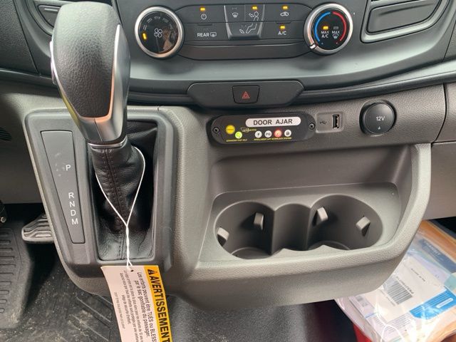 Vehicle image 26 of 38