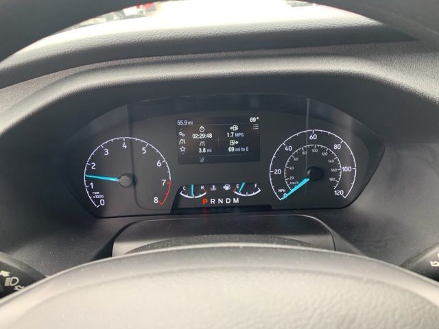 Vehicle image 21 of 38