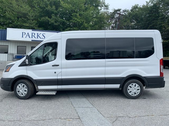 Vehicle image 7 of 38