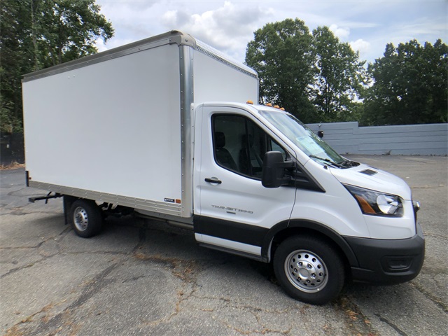 Vehicle image 5 of 22