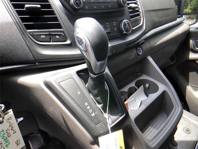 Vehicle image 18 of 22