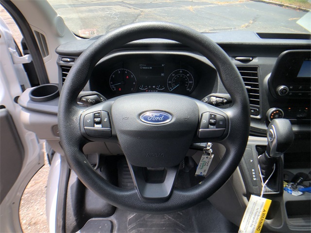 Vehicle image 14 of 22