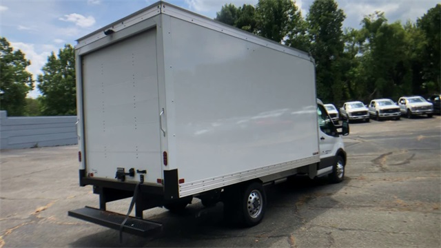 Vehicle image 3 of 22
