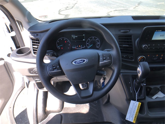 Vehicle image 14 of 23