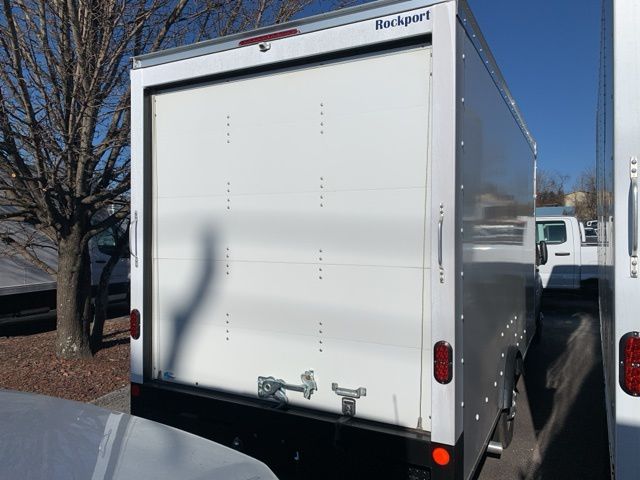 Vehicle image 16 of 35