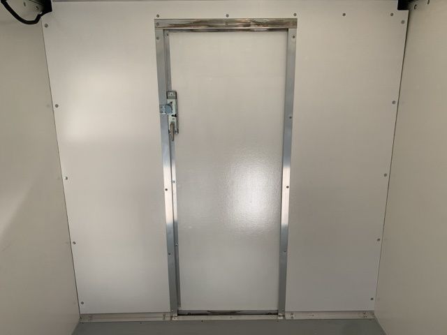 Vehicle image 10 of 35