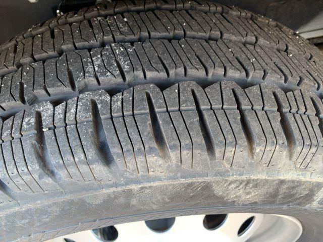 Vehicle image 8 of 35