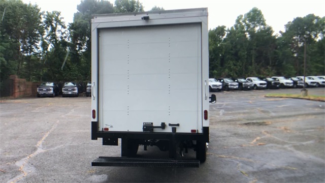Vehicle image 10 of 23