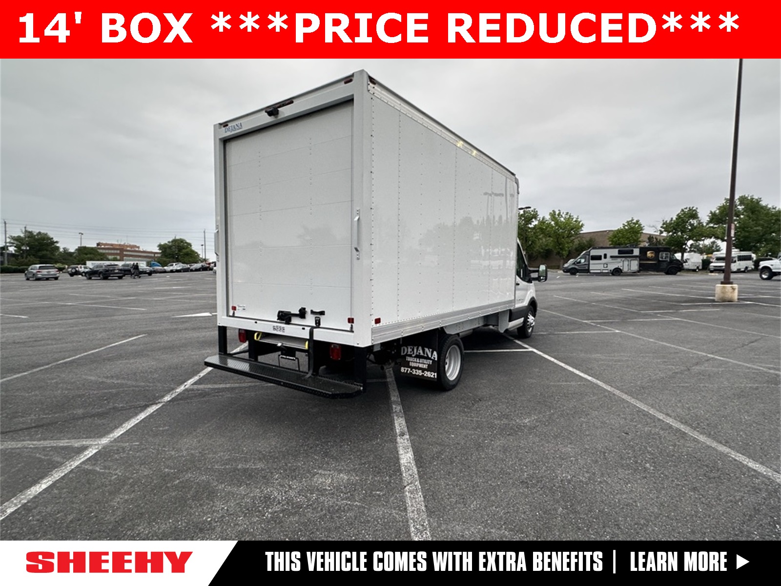Vehicle image 11 of 14