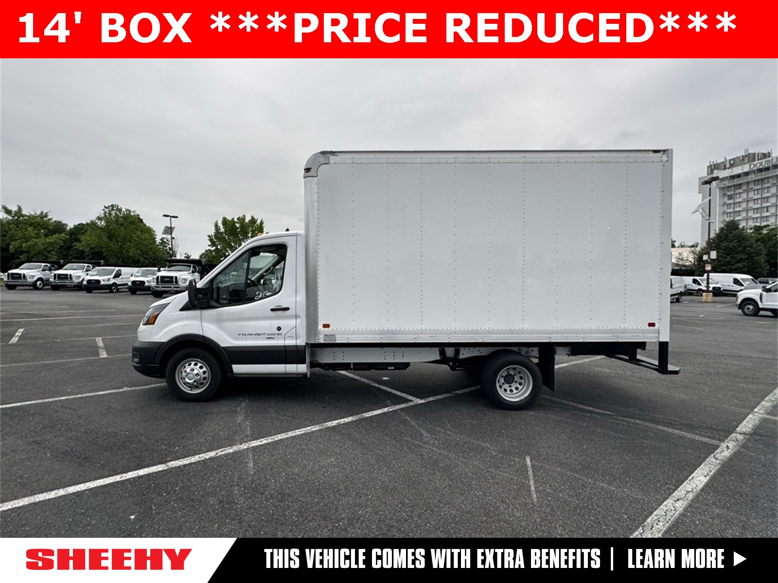 Vehicle image 4 of 14
