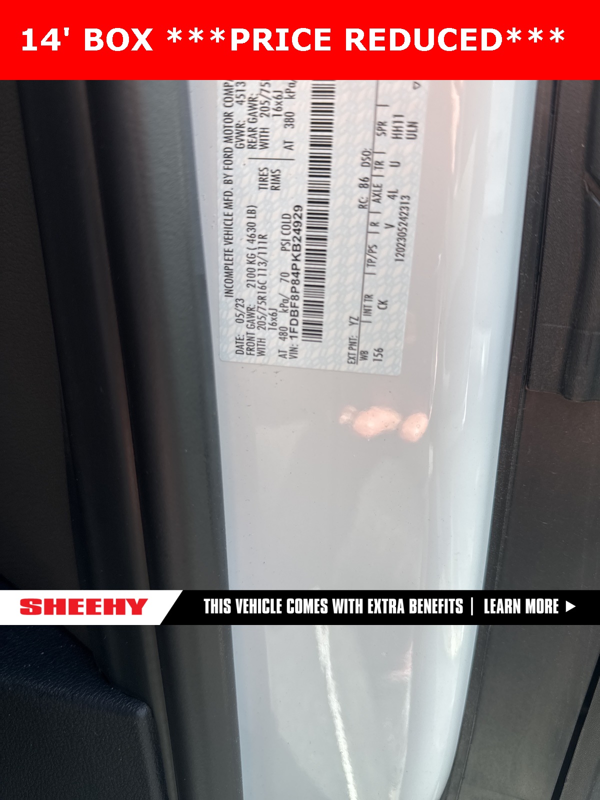Vehicle image 10 of 14