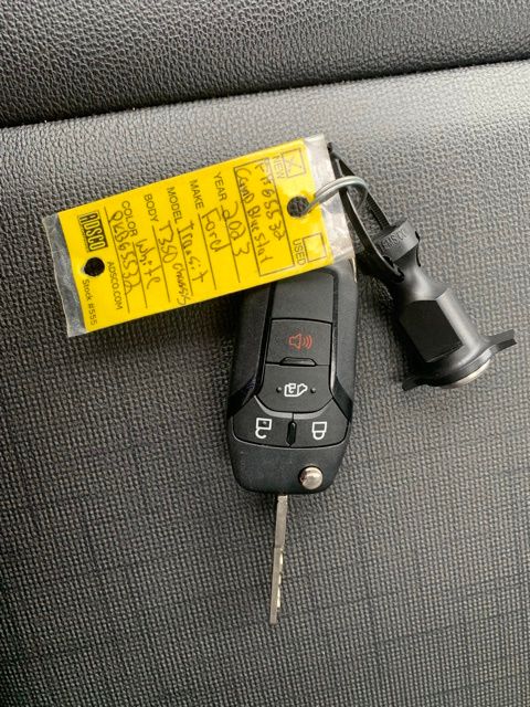 Vehicle image 31 of 35