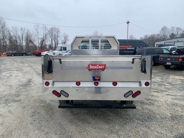Vehicle image 4 of 35