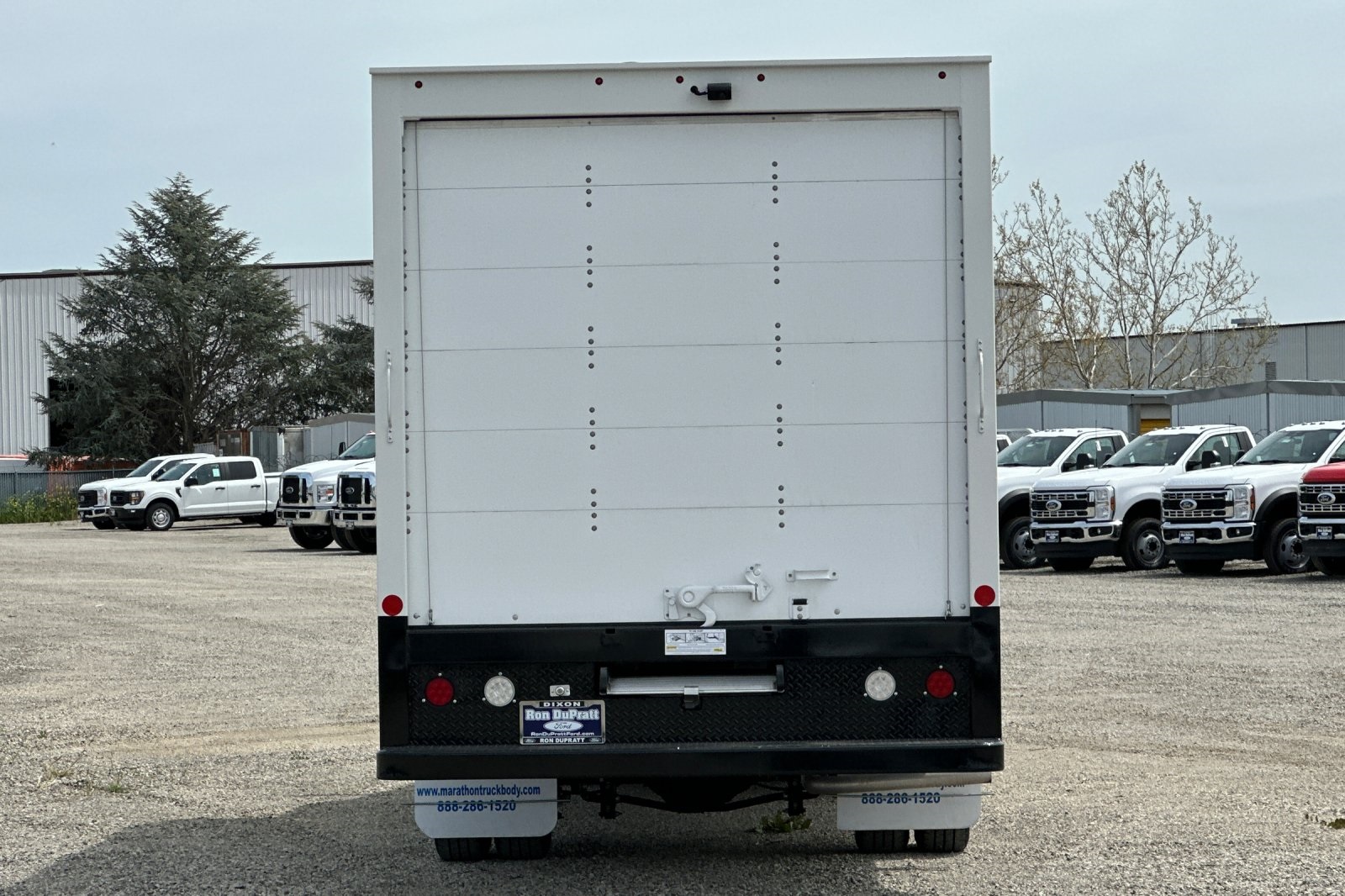 Vehicle image 6 of 21
