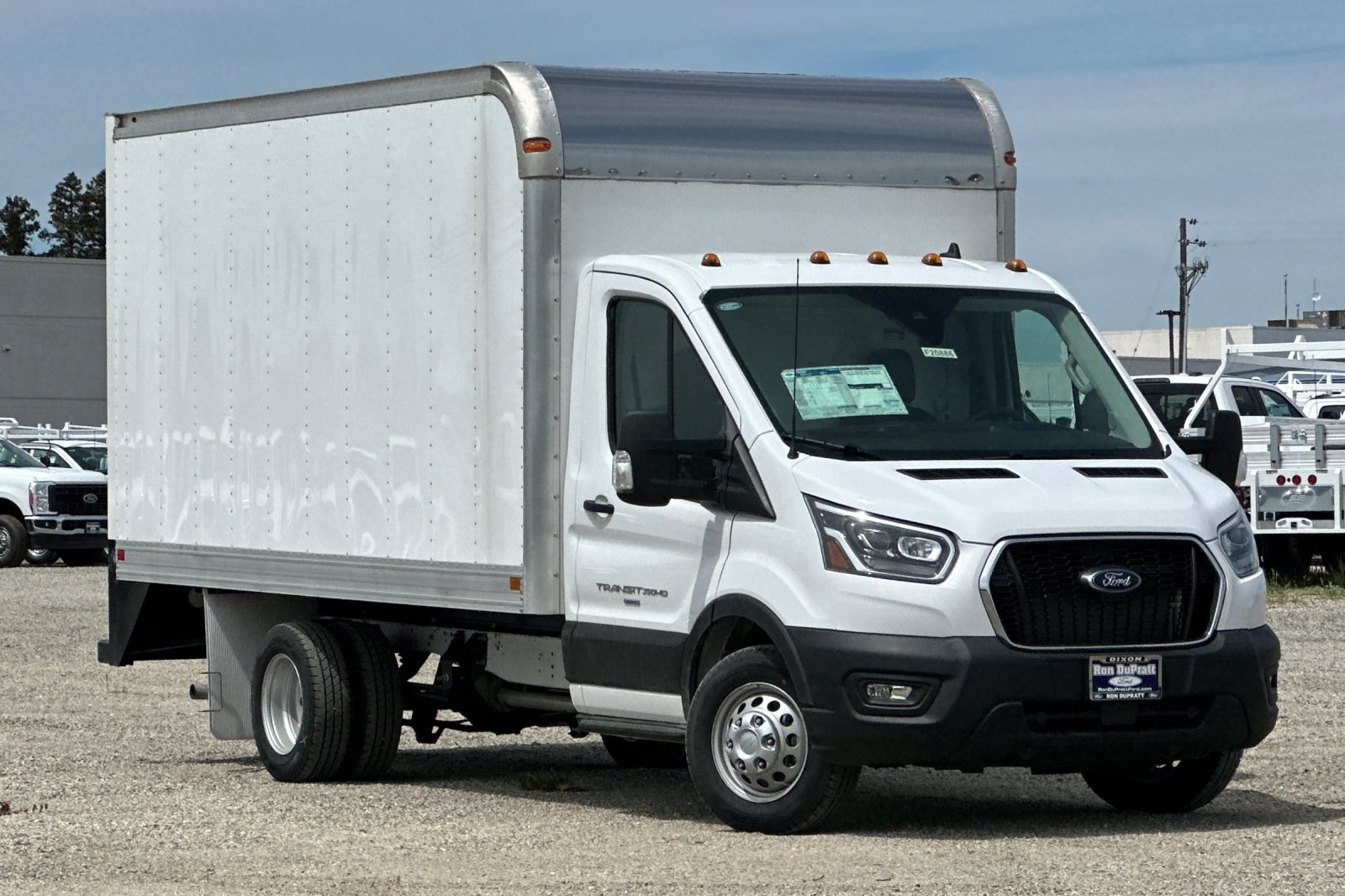 Vehicle image 3 of 21