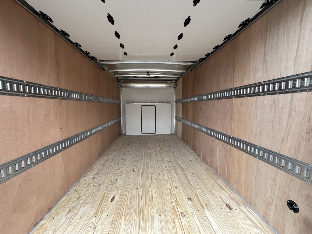 Vehicle image 16 of 35