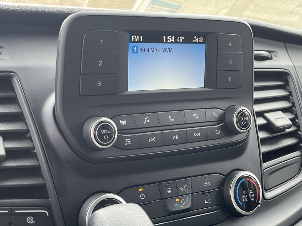 Vehicle image 24 of 35