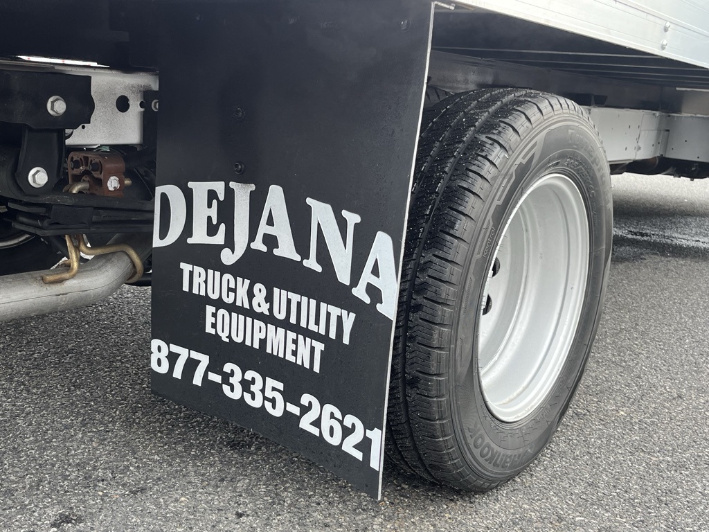 Vehicle image 26 of 35