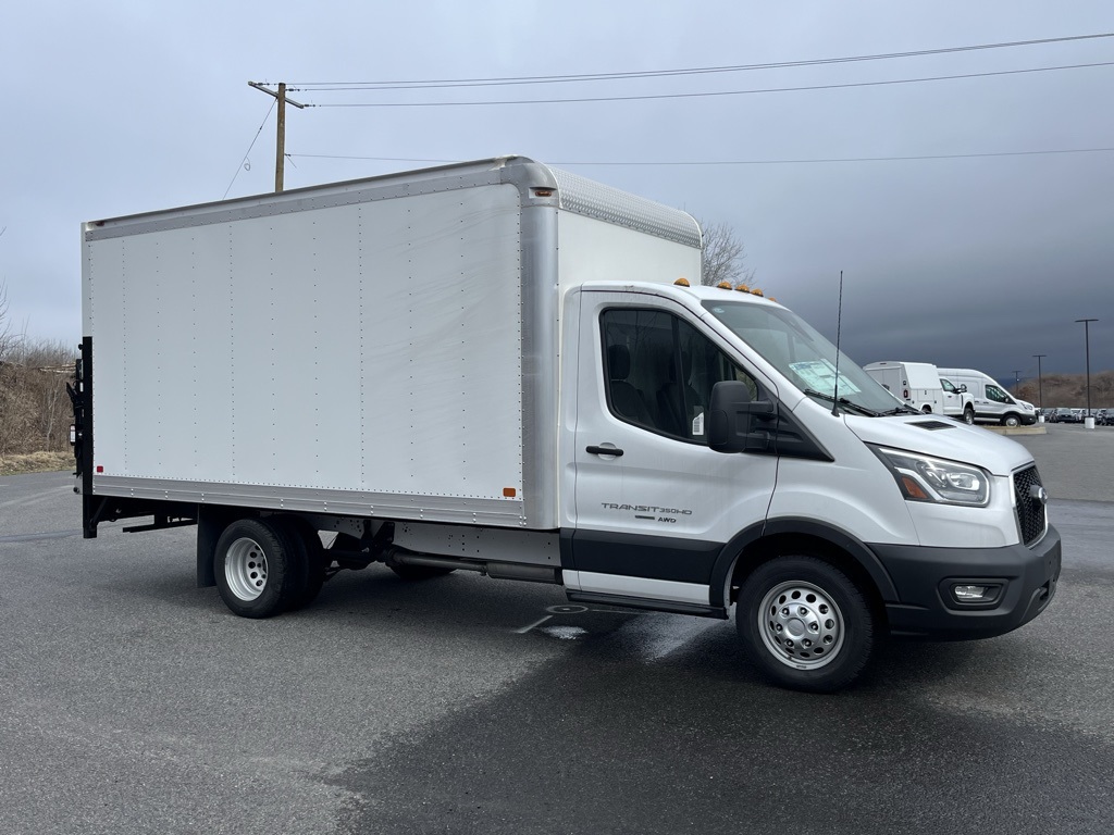 Vehicle image 5 of 35