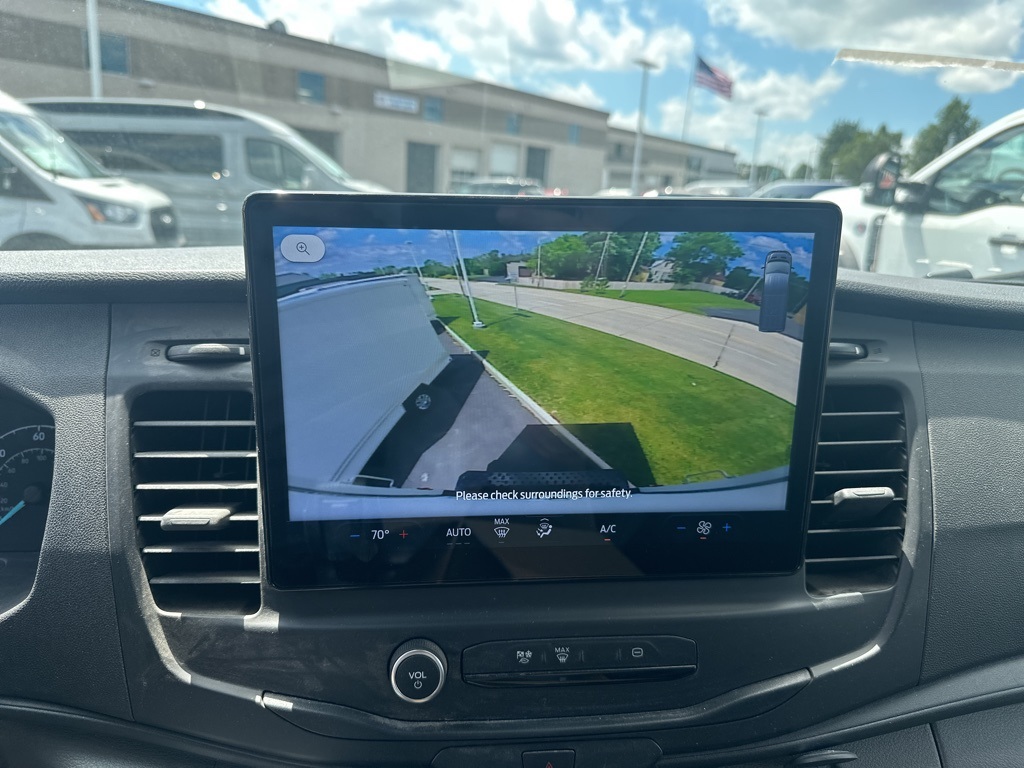 Vehicle image 13 of 13