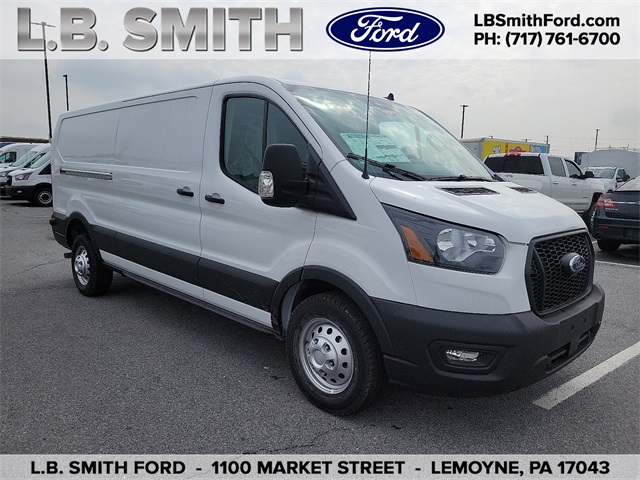 Vehicle image 3 of 17