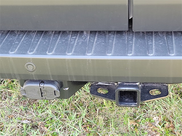 Vehicle image 14 of 15