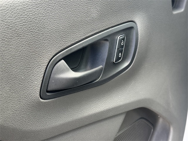 Vehicle image 48 of 49