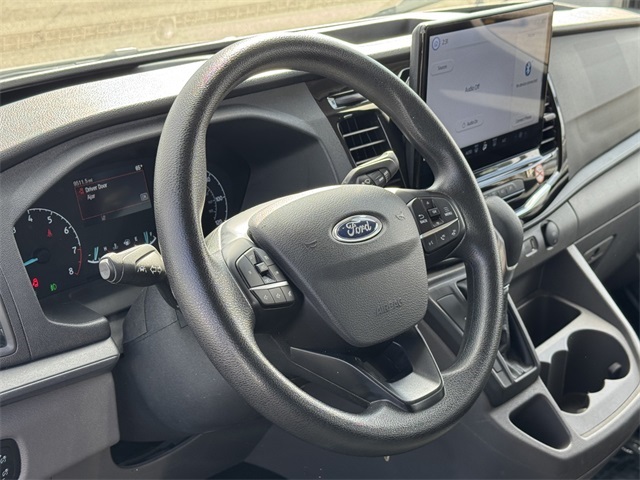 Vehicle image 20 of 49