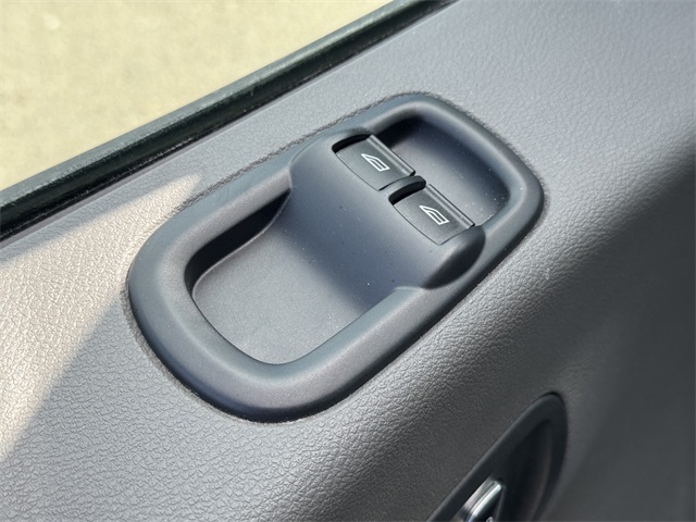 Vehicle image 45 of 49