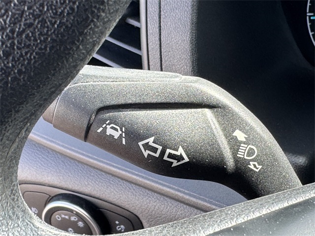 Vehicle image 37 of 49