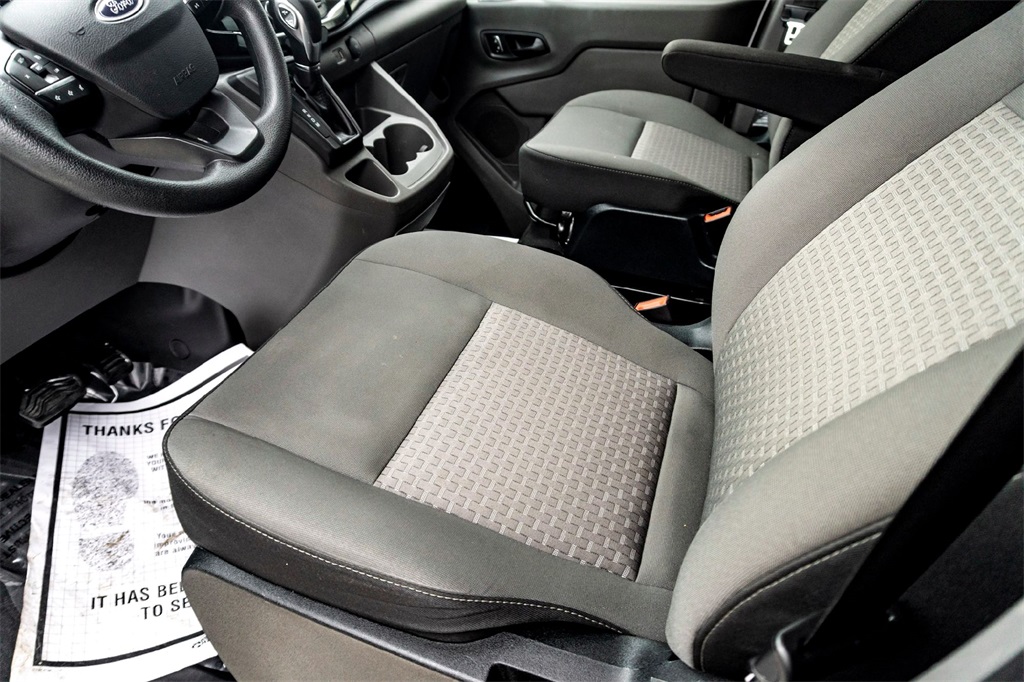 2023 Ford Transit XLT Image 30 of 32