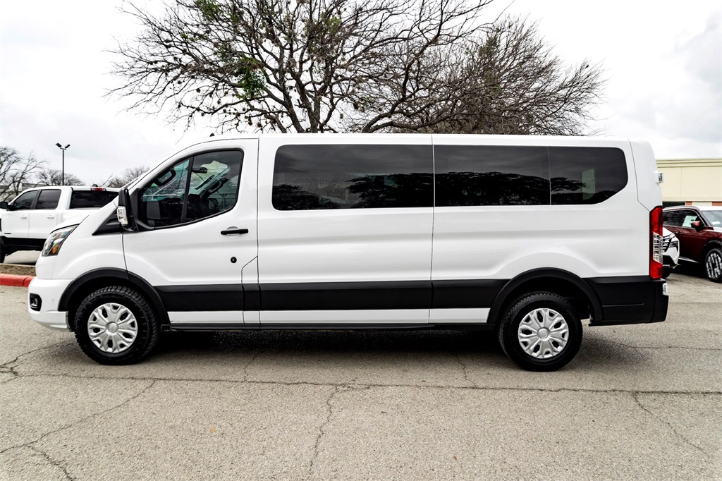 2023 Ford Transit XLT Image 8 of 32
