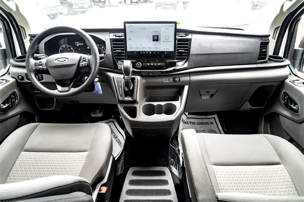 2023 Ford Transit XLT Image 17 of 32