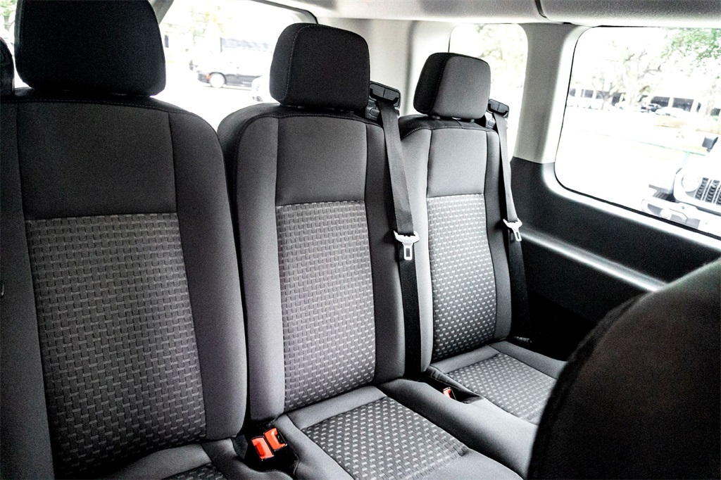 2023 Ford Transit XLT Image 13 of 32