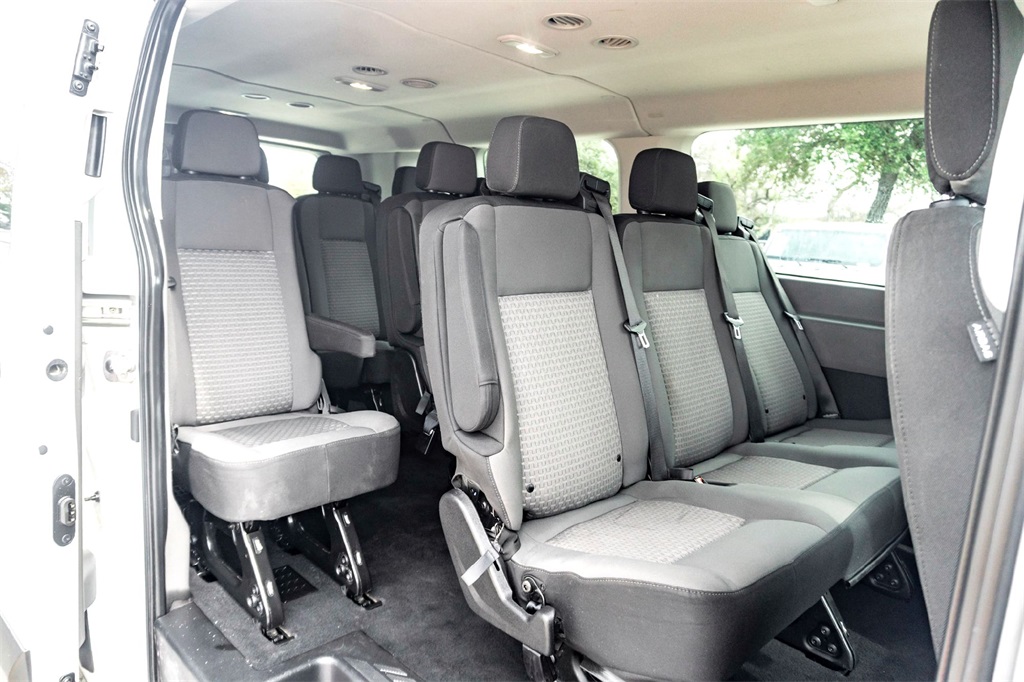 2023 Ford Transit XLT Image 15 of 32