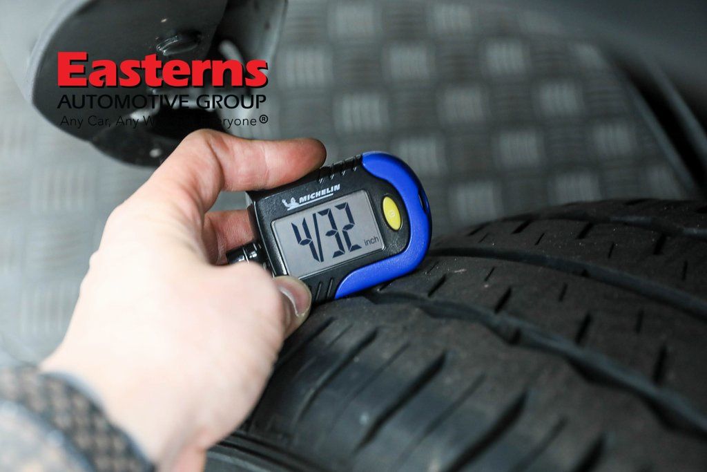 Vehicle image 52 of 60