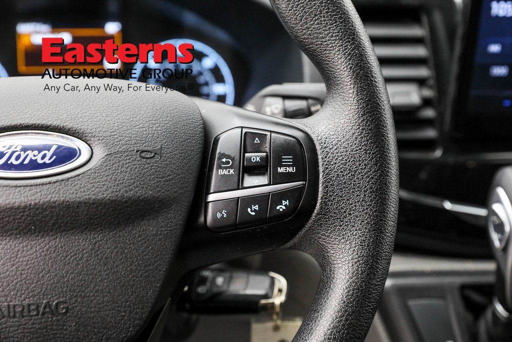 Vehicle image 44 of 60